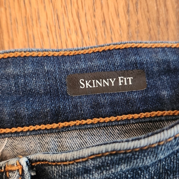 Judy Blue Skinny Fit Jeans with Ankle Slit Raw Hem Size 13/31 - Picture 5 of 7